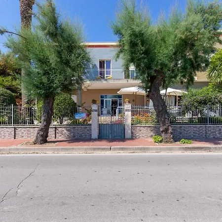 Luci A'mmare * 로세토데글리아브루찌