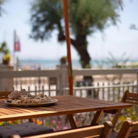 Bed & Breakfast Luci A'mmare *
