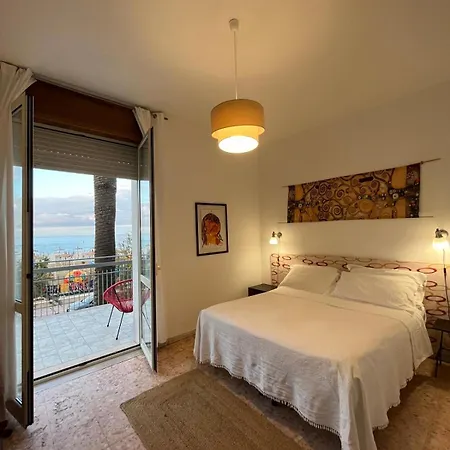 Luci A'mmare Bed & Breakfast *