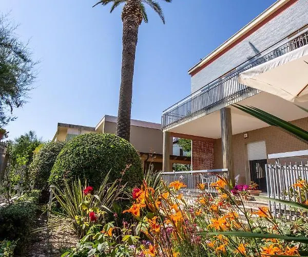 Luci A'mmare Bed & Breakfast