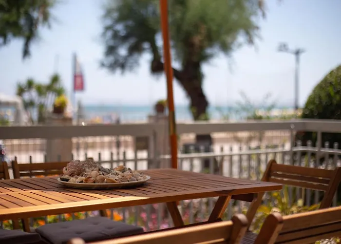 Bed & Breakfast Luci A'mmare *