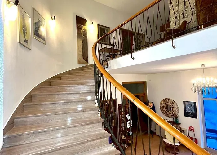 Luci A'mmare Bed & Breakfast *